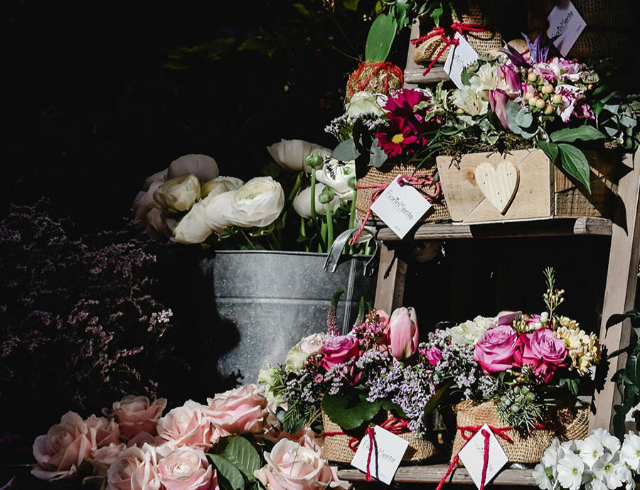 Flower stall stacked